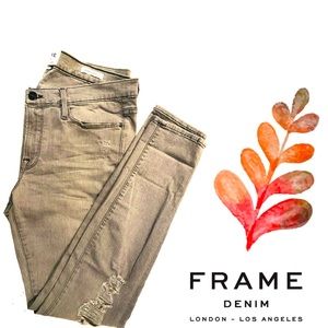 FRAME Le Skinny De Jeanne Deconstructed